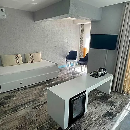 Oliva Butik فندق